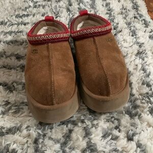 UGG TAZZ Platform Slippers Womens shoes Chestnut